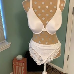 38DD AMBRIELLE bra and XL panties
